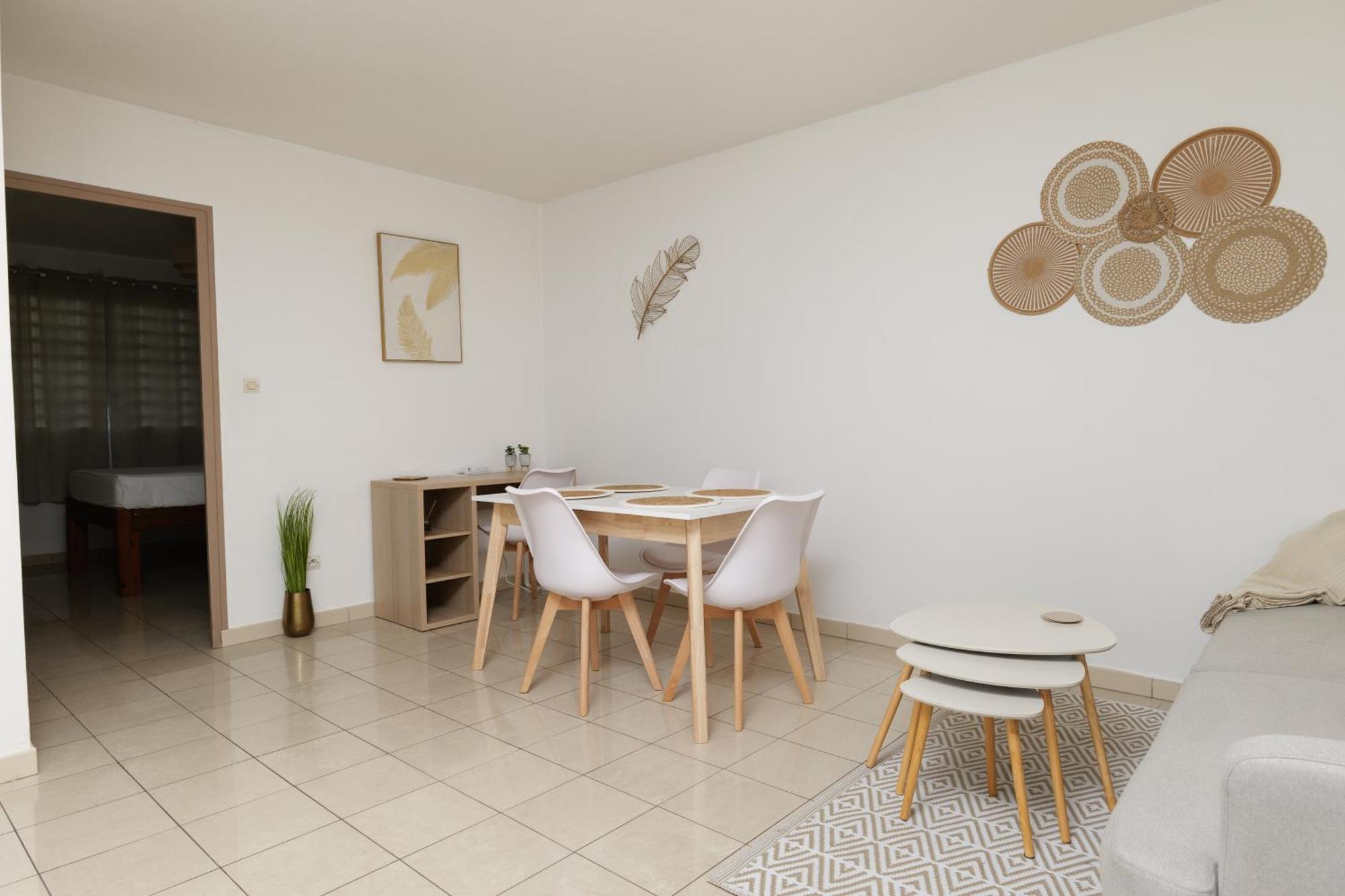 Appart. T3 Les Hauts De Madiana Schoelcher Exterior foto